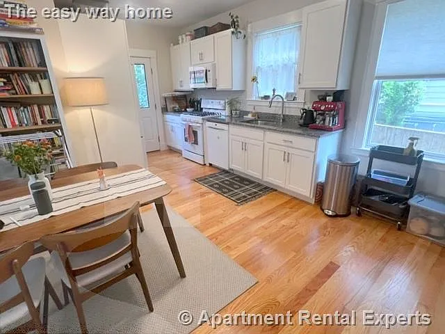 19 Linden Ave #1