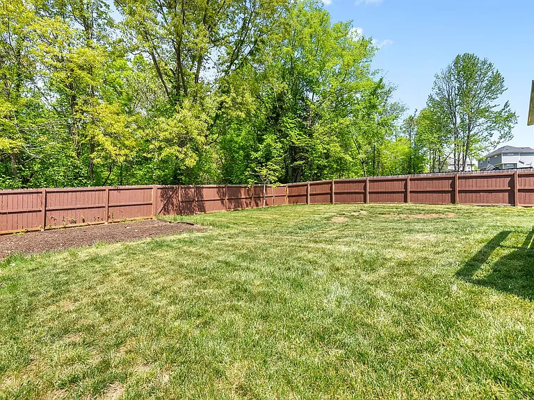 177 Bonnell Dr — Photo 14