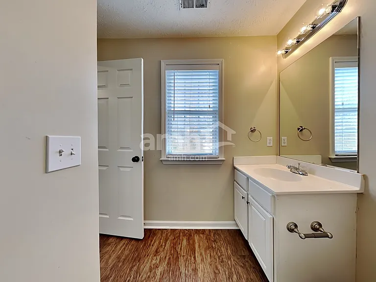 3840 Kirkwood Run NW — Photo 15