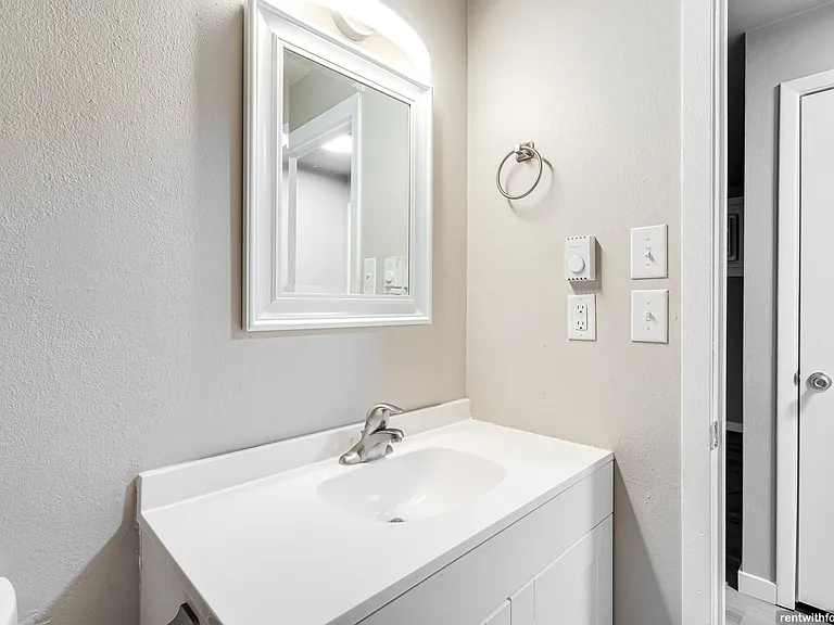 1000 Taylor St — Photo 30