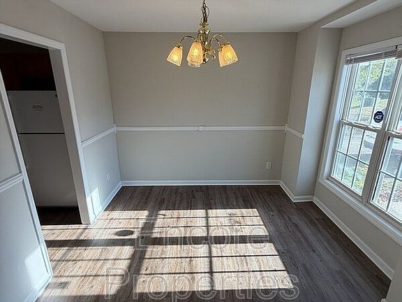 3rd image of 4727 Tanglewood Oaks St