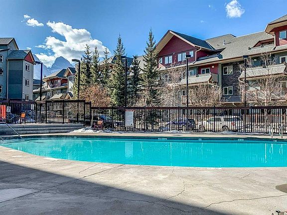 2nd image of 101 E Montane Rd #322