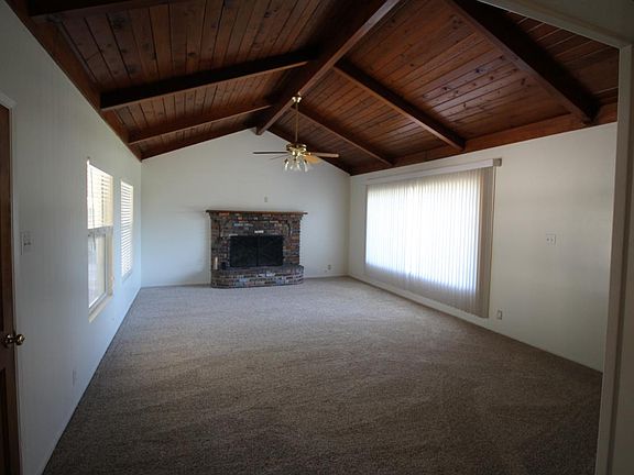4th image of 3858 Newton St