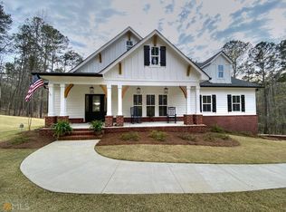 201 River Club Dr, Lagrange, GA 30240