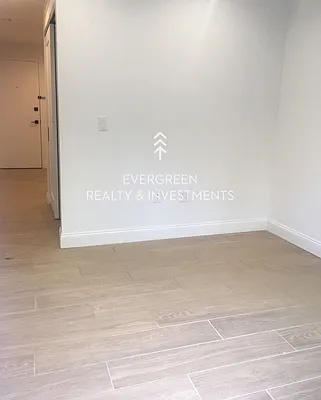 Rented by Evergreen Realty & Investments | media 52