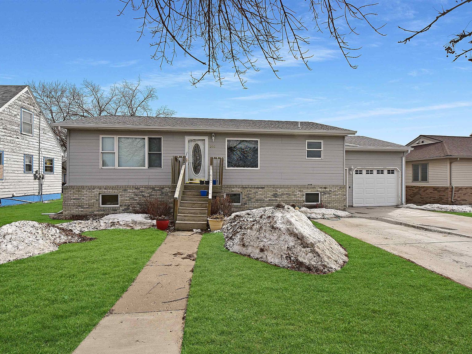 203 12th St W, Bottineau, ND 58318 MLS 230524 Zillow