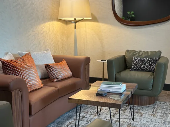 24 Brooks Street image 10 of 16