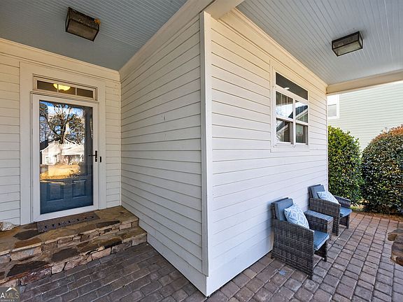 4th image of 4784 Logan Rd