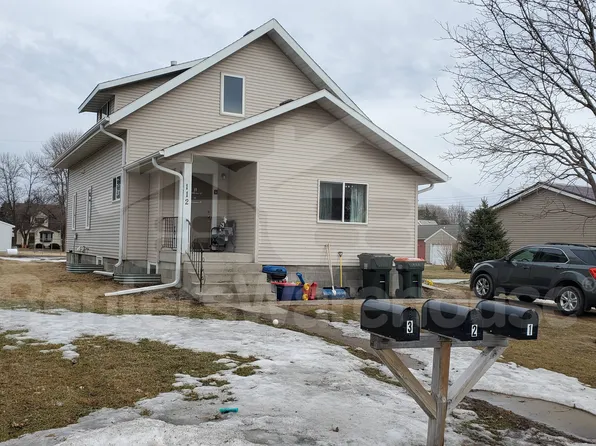112 5th St S #1, Gaylord, MN 55334
