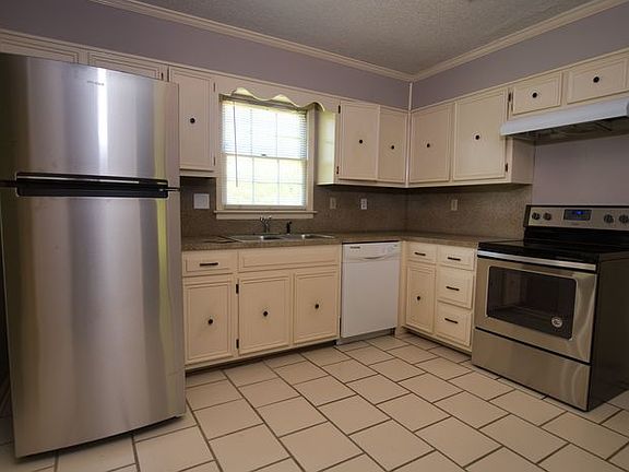 5th image of 1951 Nordan Ln