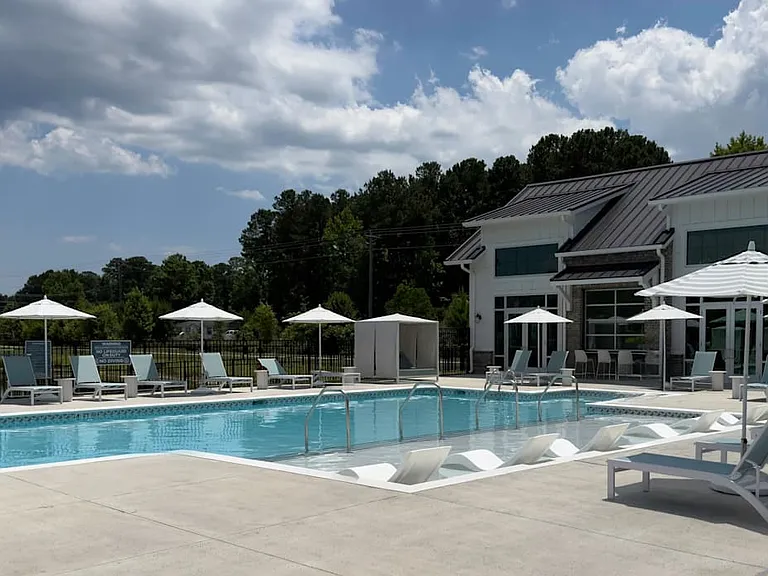 Anchor Pointe Apartments — Photo 1