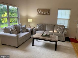 2 Musket Ct, Ewing, NJ 08628