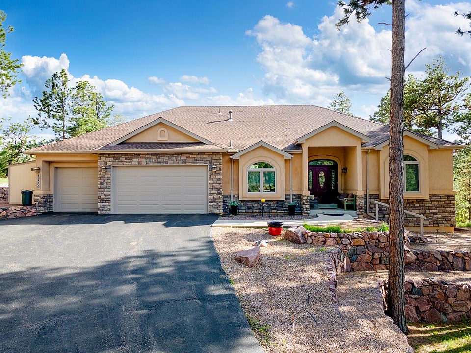 1st image of 19360 Shadowood Dr