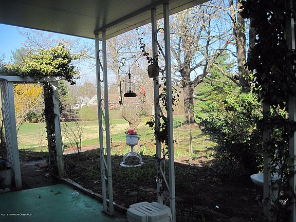 3rd image of 7 Bunker Hill Drive #B