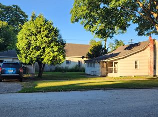 8 Weston St, Valparaiso, IN 46385