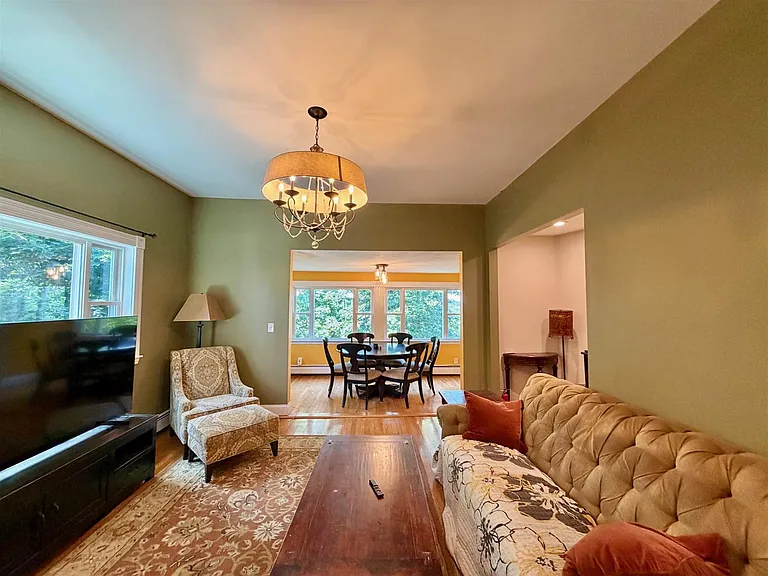 82 Munroe St #13 — Photo 1