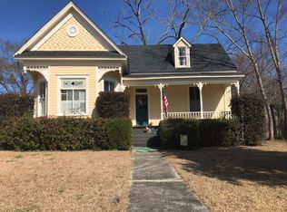 712 Pennsylvania Ave, McComb, MS 39648