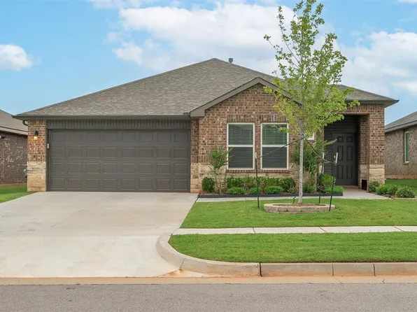 10517 SW 41st St, Yukon, OK 73099