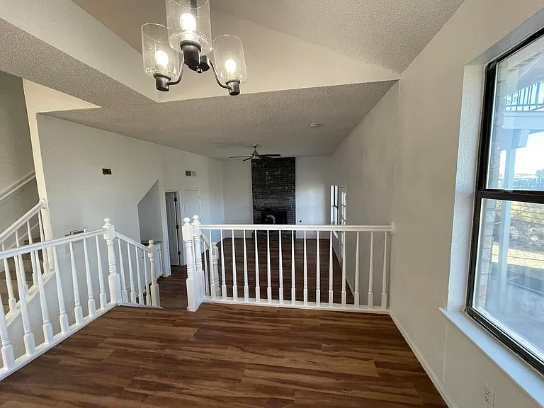 567 Kieffer Ln — Photo 18