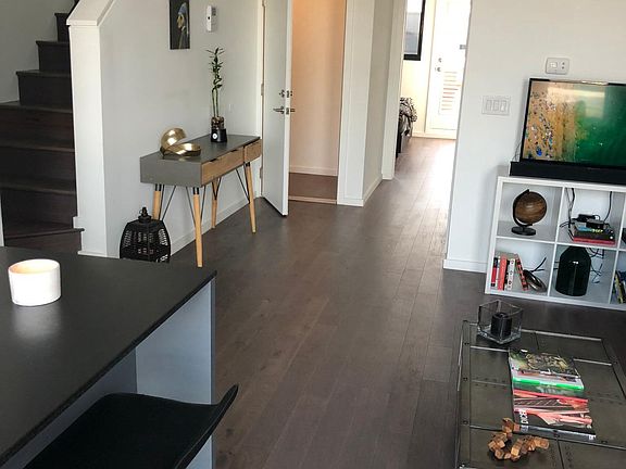 3rd image of 2228 Frankford Ave #3