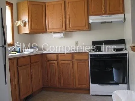 151 E Battle Creek St #1 — Photo 9