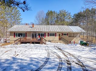 141 N Main St, Strong, ME 04983