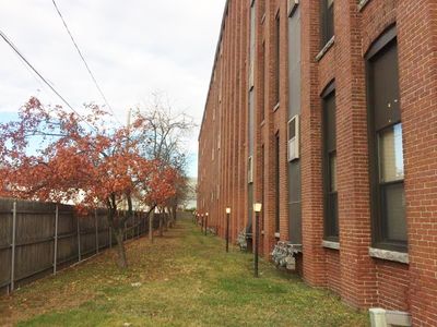 34 Newhall St APT 111, Lowell, MA, 01852