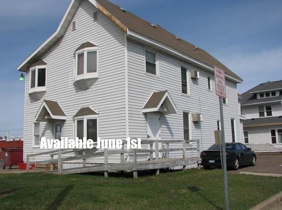 1st image of 421 Wilson Ave APT 1
