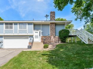6959 Macbeth Cir, Woodbury, MN 55125