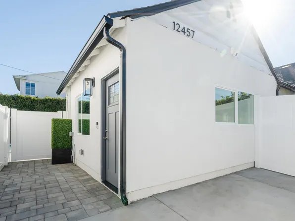 12457 Hortense St, Studio City, CA 91604