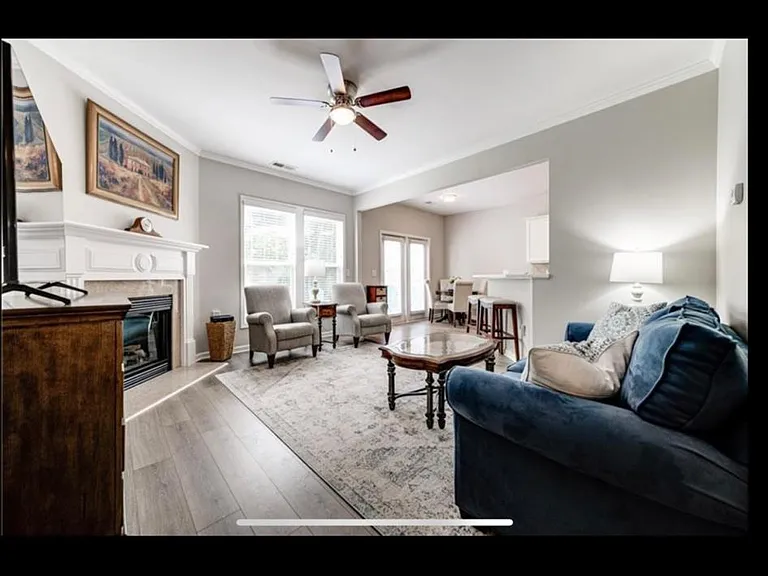 3073 Cross Creek Dr #123 — Photo 3