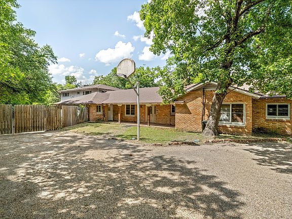 5th image of 421 Rice Ave