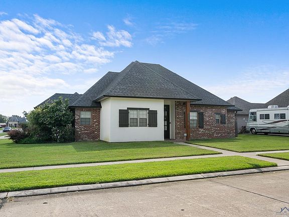 2nd image of 305 Brentwood Dr