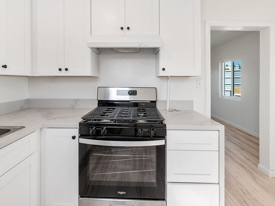 1st image of 3330 Island Ave