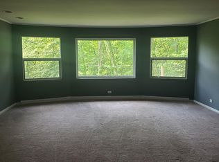 125 Glendale Ter, Roselle, IL