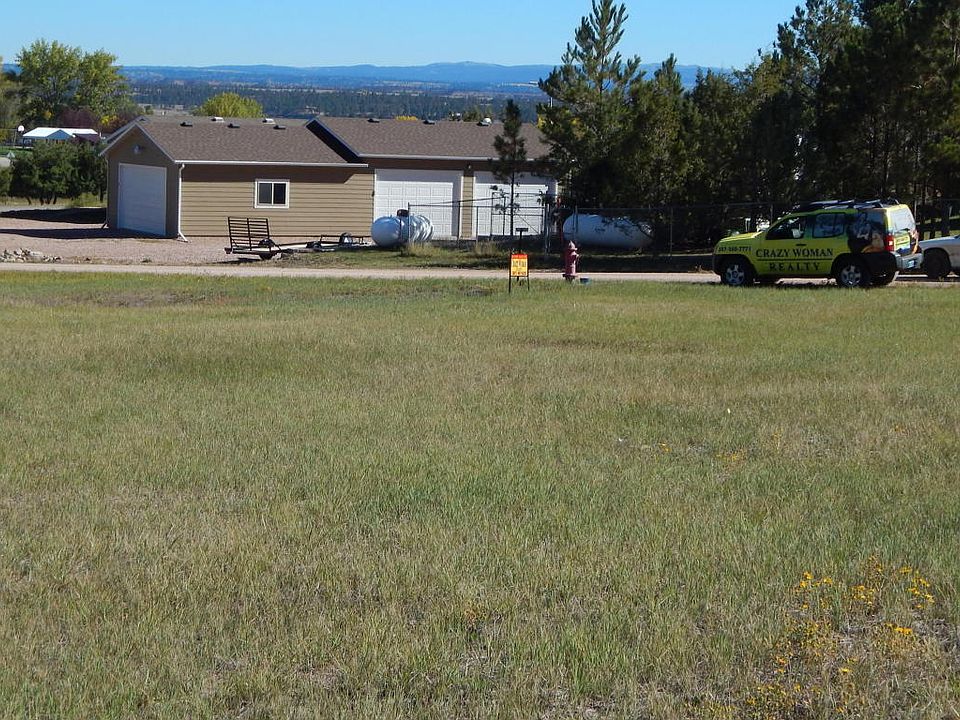 1st image of 5 Cedar Hills Dr
