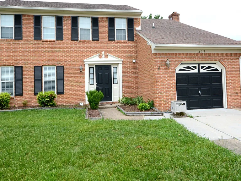 1217 Reardon Cir — Photo 39