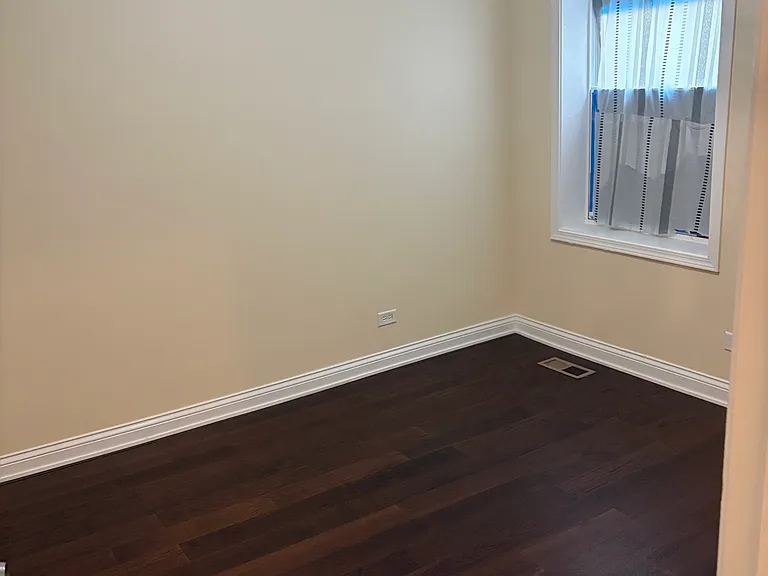 9022 S Justine St #1 — Photo 8