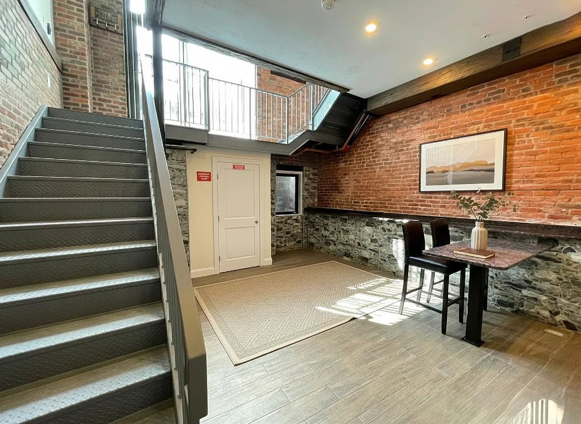 1 bed, 600 sqft, $3,400 — Photo 4