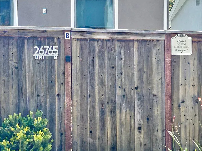 26765 Calle Maria #B — Photo 17