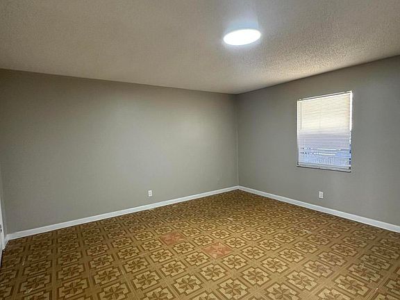 5th image of 4564 Gulfstream Rd