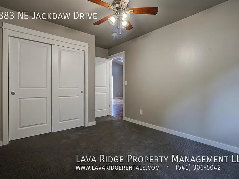 2883 NE Jackdaw Dr — Photo 13