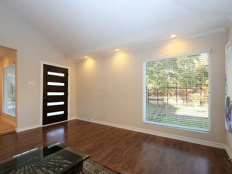 5501 Aspen St — Photo 23