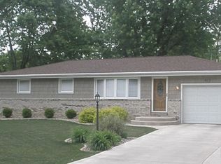 415 Whippoorwill Dr, Washington, IL 61571