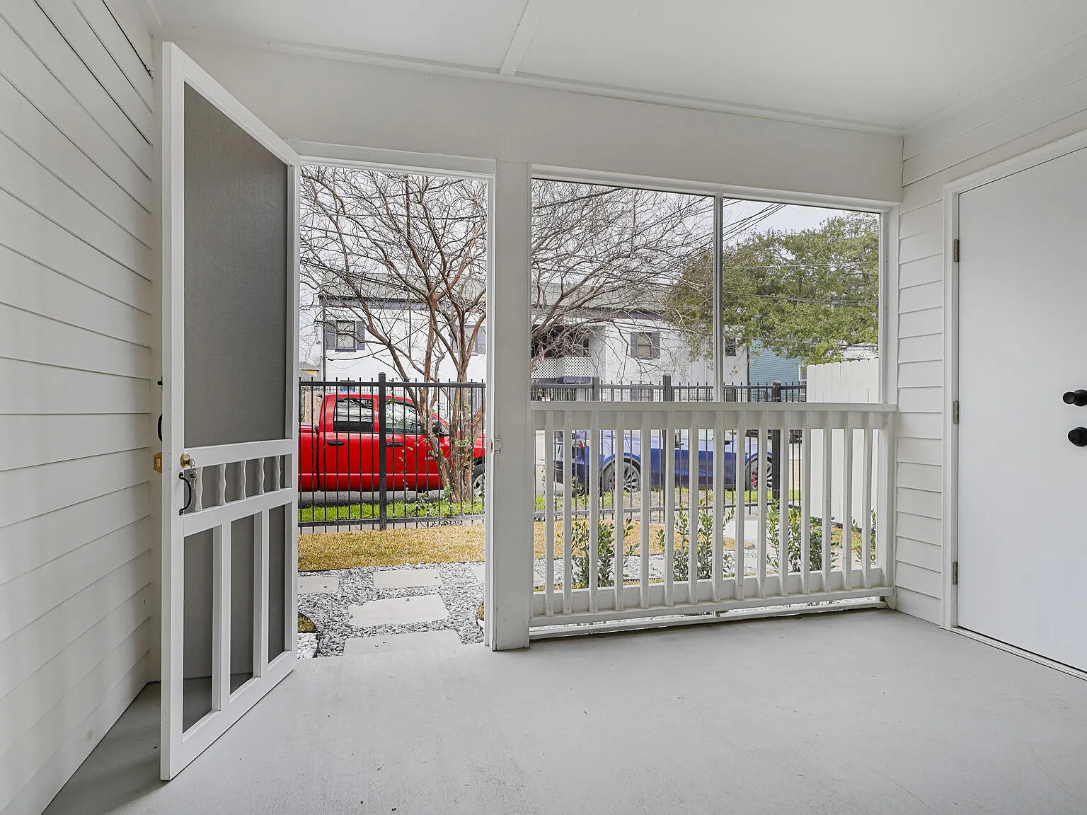 screened in porch