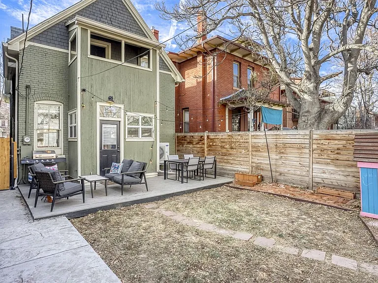 2032 N Ogden St — Photo 28
