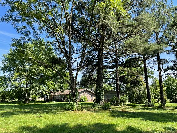 3rd image of 252 County Road 3290