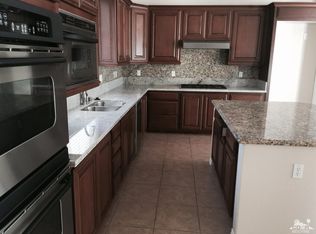 43277 W Parkway Esplanade, La Quinta, CA 92253