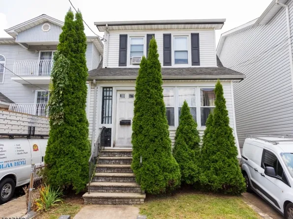 79 Berkshire Pl, Irvington Twp., NJ 07111