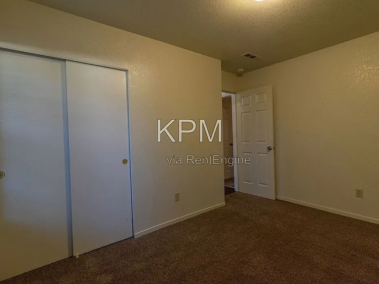5562 Tree Swallow Ct — Photo 15